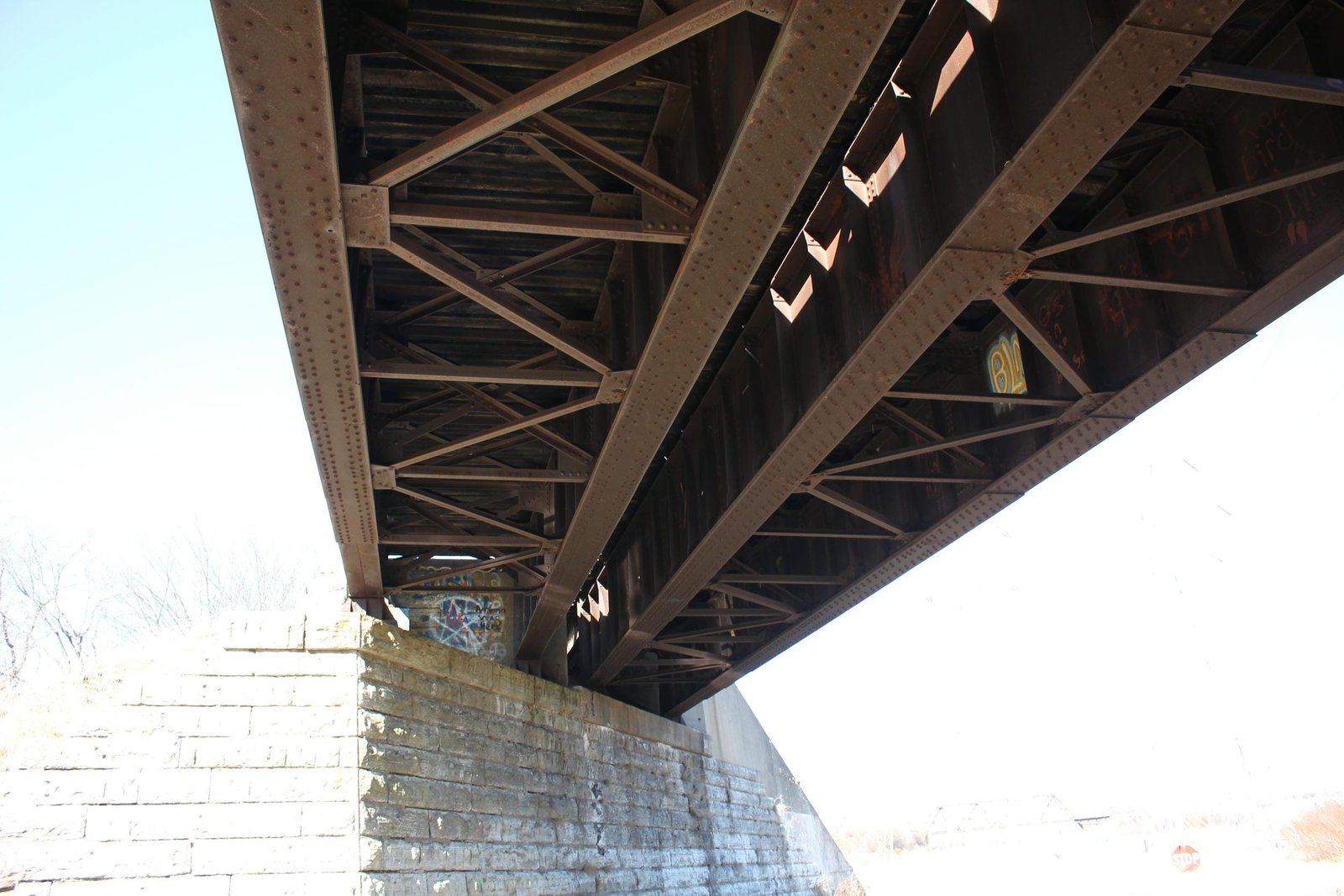 Girder detail